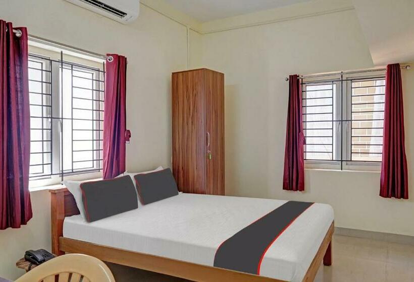 Трехместный Номер Deluxe, Collection O Orchid Residency Medavakkam