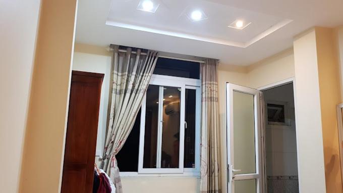 اتاق استاندارد, Khách Sạn Crown Gần đại Học Nông Lâm Tn