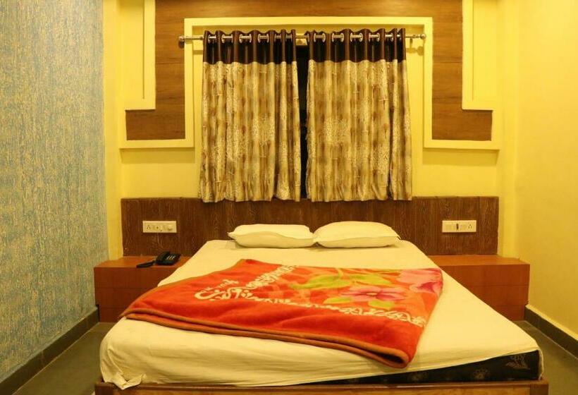 غرفة ديلوكس, Param Hotel And Restaurant