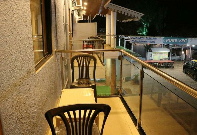 غرفة ديلوكس, Param Hotel And Restaurant