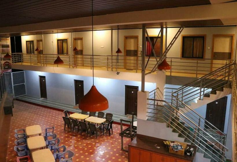 غرفة ديلوكس, Param Hotel And Restaurant