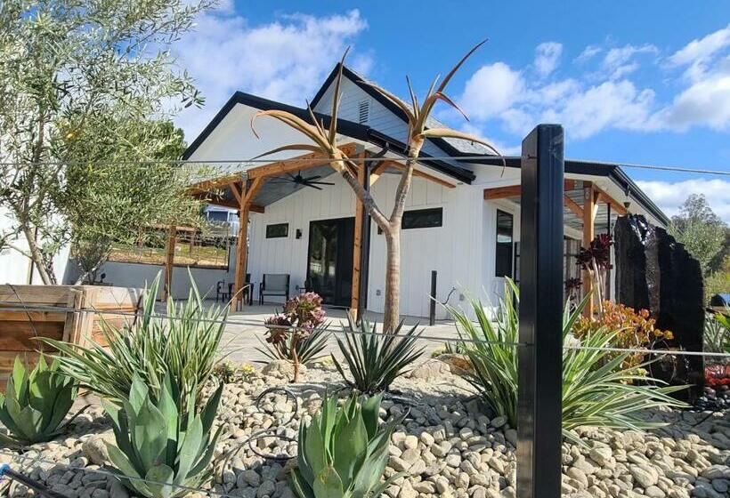 キングサイズベッドのスタンダードルーム, Hidden Hacienda