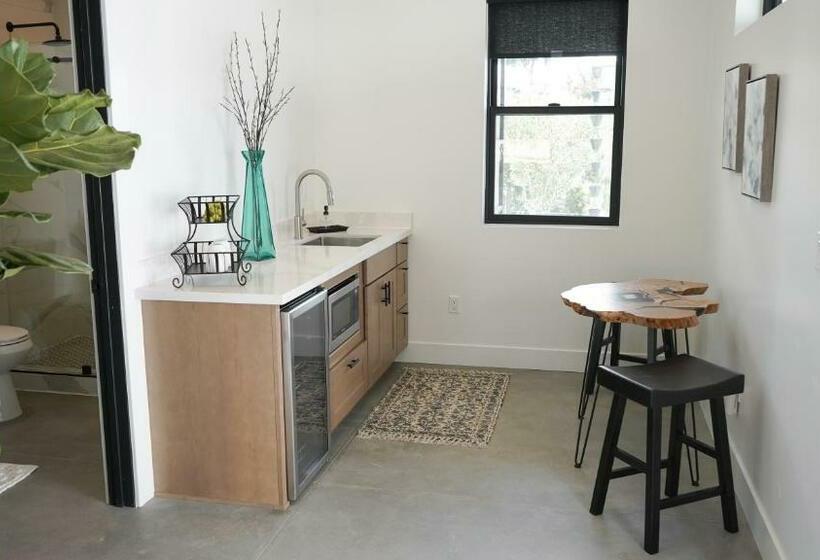 キングサイズベッドのスタンダードルーム, Hidden Hacienda