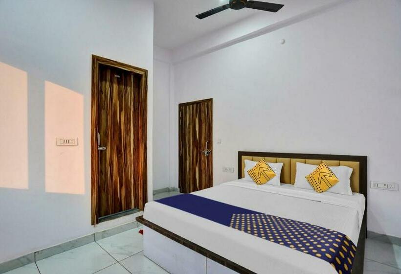 חדר קלאסי לשלושה, Spot On Sardarji Hotel And Restaurant Doraha Bazpur