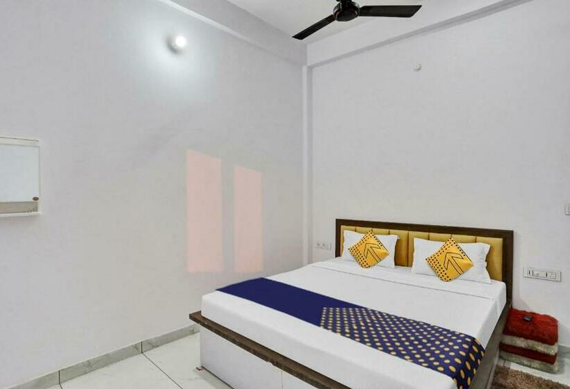 חדר קלאסי לשלושה, Spot On Sardarji Hotel And Restaurant Doraha Bazpur