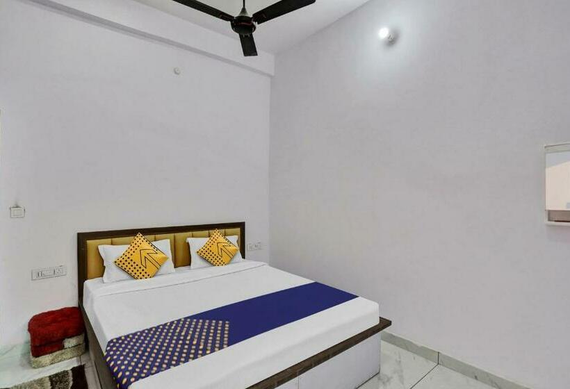 חדר קלאסי לשלושה, Spot On Sardarji Hotel And Restaurant Doraha Bazpur