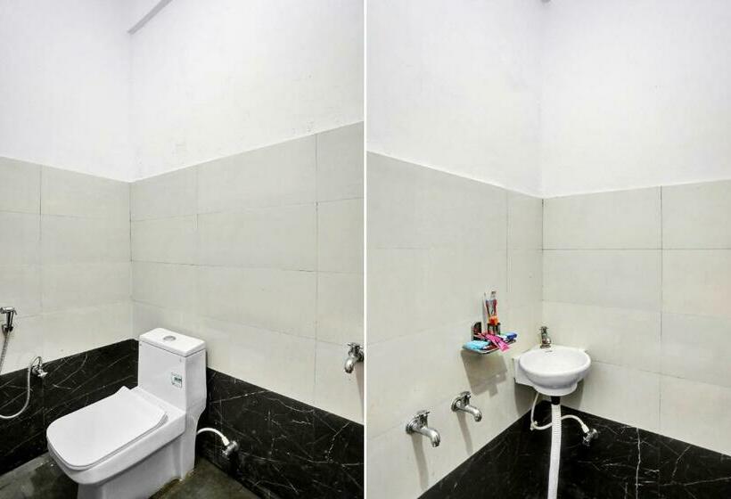 חדר קלאסי לשלושה, Spot On Sardarji Hotel And Restaurant Doraha Bazpur