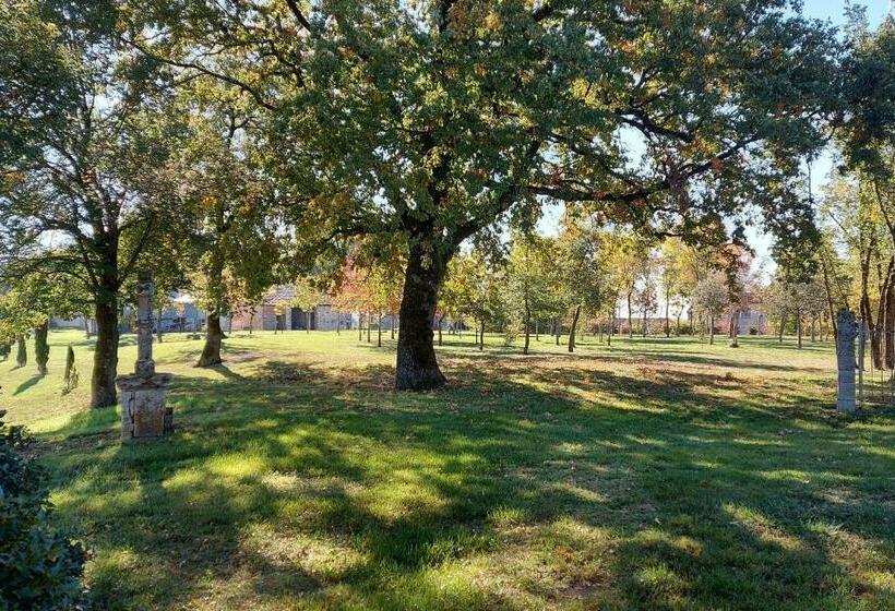 家庭间, Clos De La Dîme