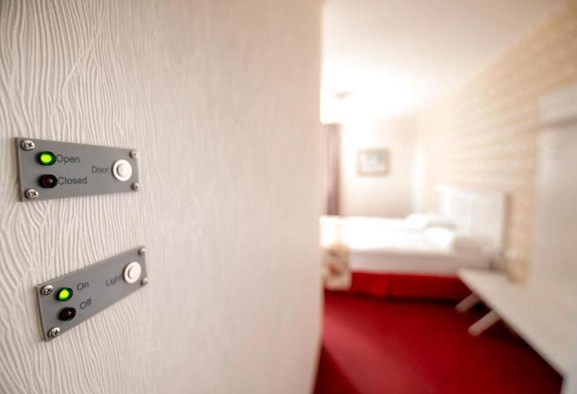 침실 2개 아파트, хотел глемпинг алианс