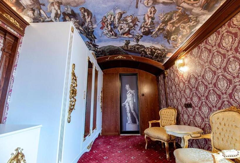 로얄 스위트, хотел глемпинг алианс