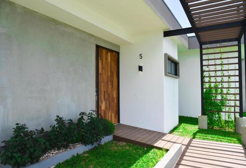 جناح ديلوكس سرير كينج, Colinas Altavista