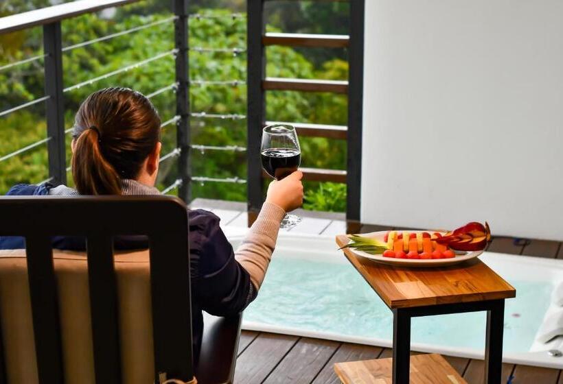 جناح عائلي, Colinas Altavista