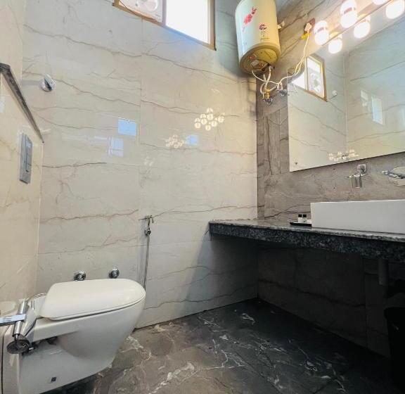 غرفة ديلوكس, Merriment The Three Heavens Resort