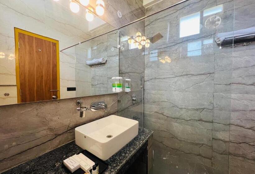 غرفة ديلوكس, Merriment The Three Heavens Resort