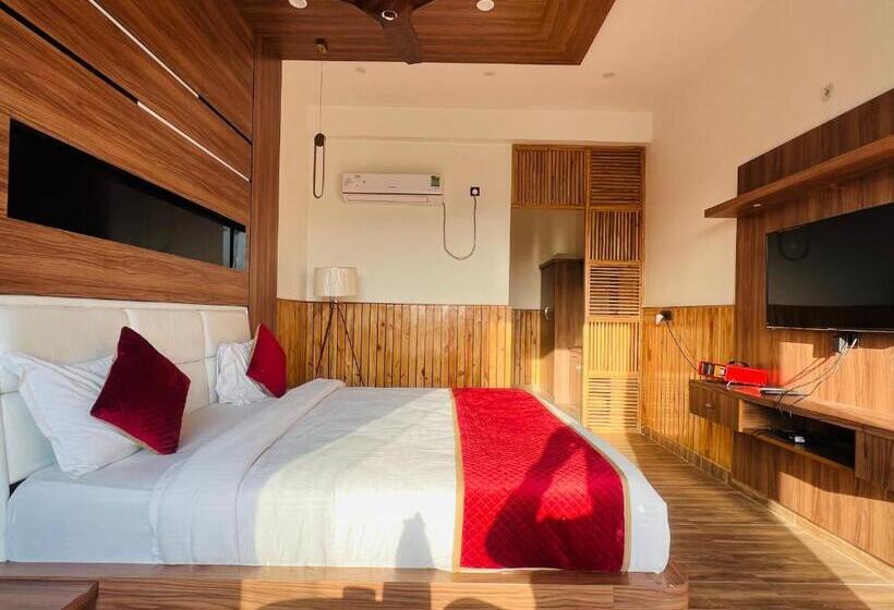 חדר דלוקס, Merriment The Three Heavens Resort