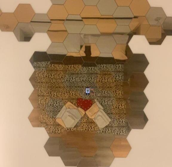 اتاق استاندارد با وان آب گرم, Visavi  Luxury Room