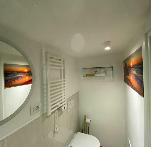 اتاق استاندارد با وان آب گرم, Visavi  Luxury Room