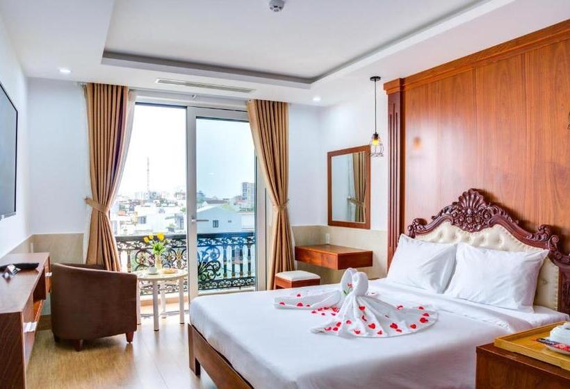 اتاق سوپریور, Phan Van 2