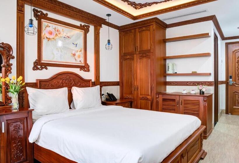 اتاق استاندارد, Phan Van 2