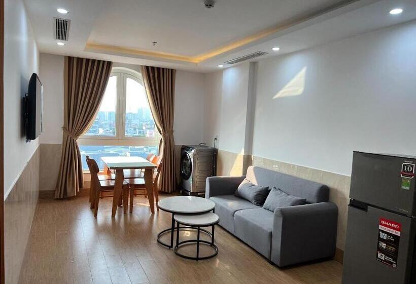 آپارتمان لوکس 1 خوابه, Phan Van 2