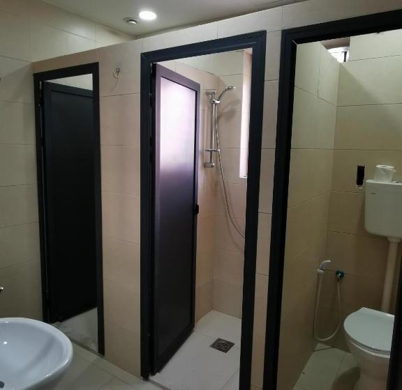 اتاق لوکس, Ramallah Hostel