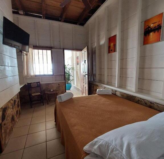 基本间, Sunset Bay B&b