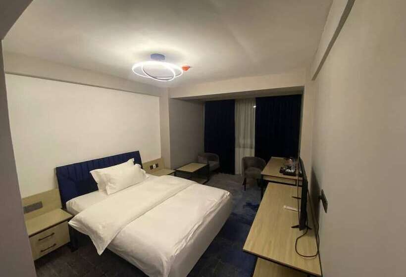 اتاق لوکس یک تخته, Andijon International