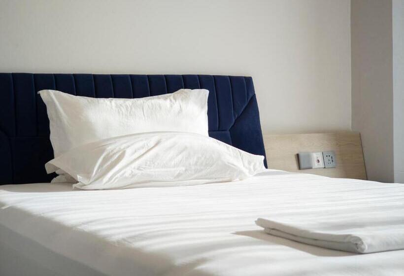 اتاق لوکس یک تخته, Andijon International