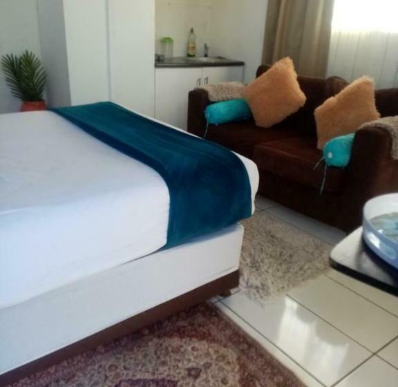 חדר דלוקס, Gh Redpillars