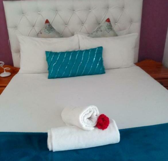 חדר דלוקס, Gh Redpillars