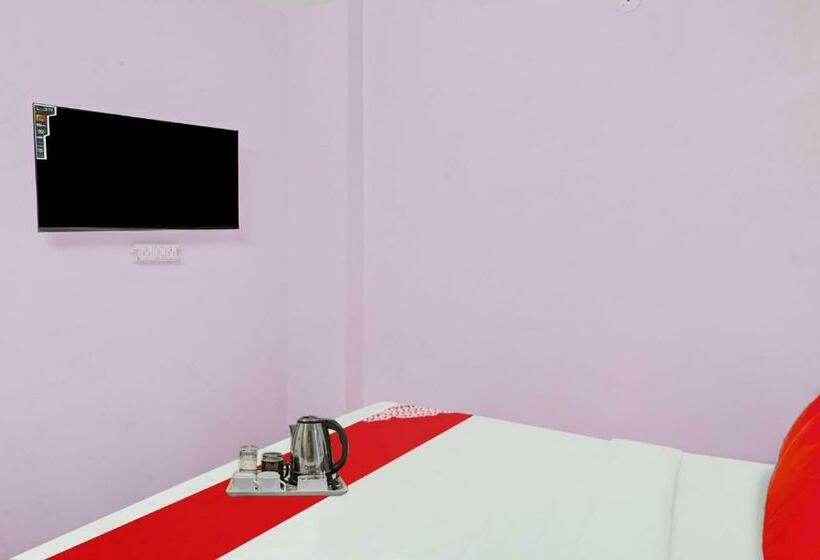 トリプルクラシックルーム, O Padam Residency