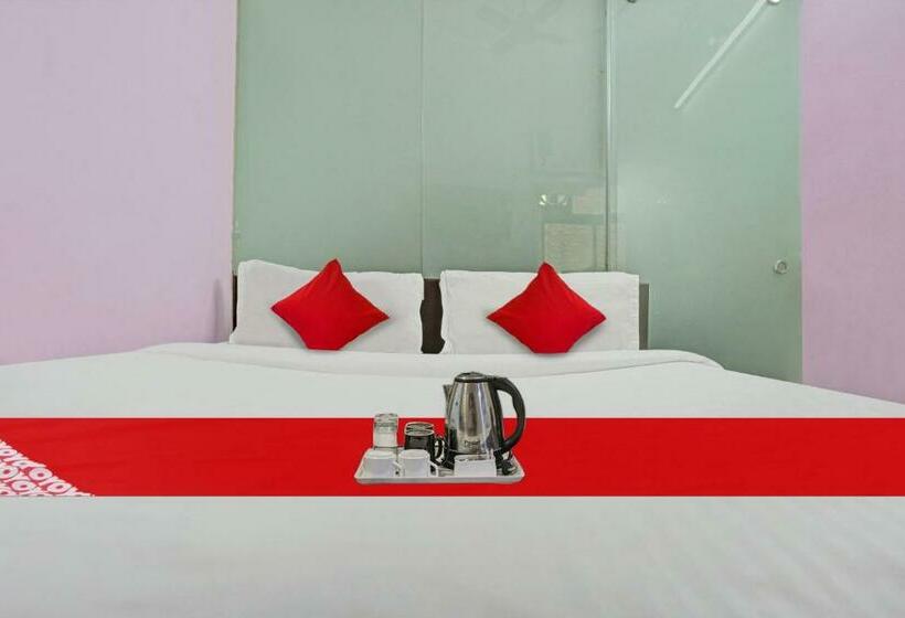 トリプルクラシックルーム, O Padam Residency