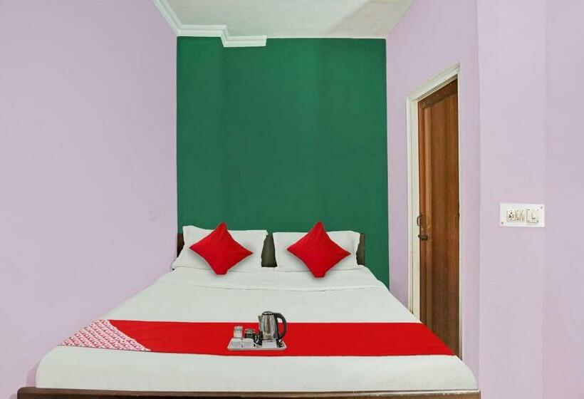 トリプルクラシックルーム, O Padam Residency