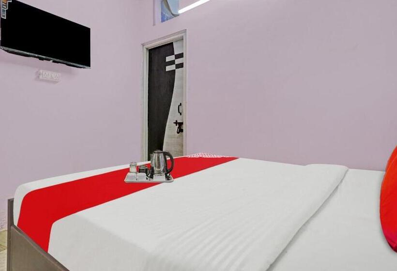 トリプルクラシックルーム, O Padam Residency