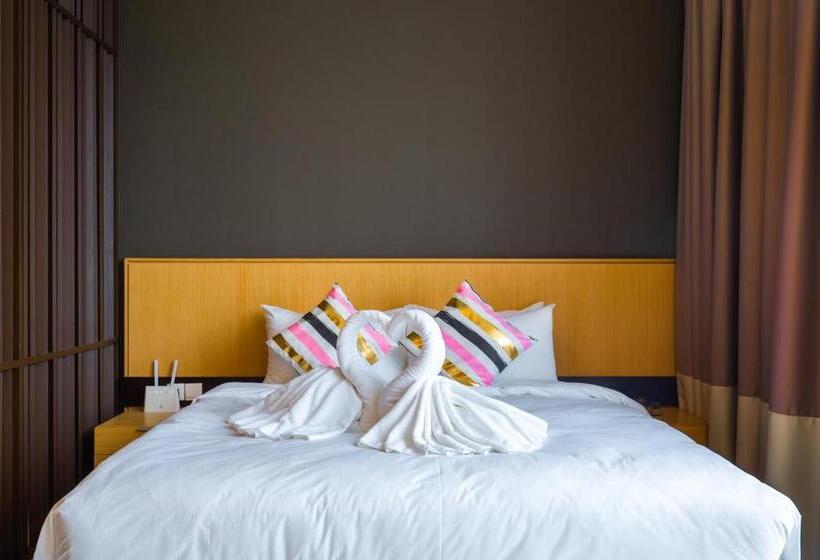 带双人大床的行政管理套房, Greystone 99 Suites