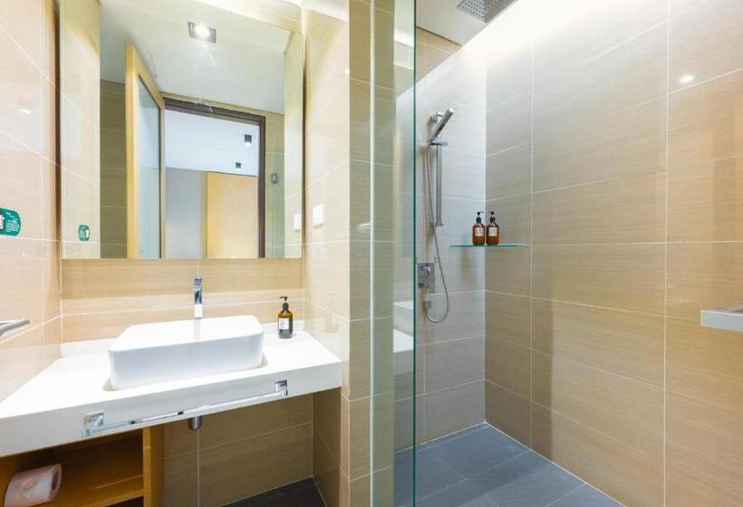 带双人大床的行政管理套房, Greystone 99 Suites