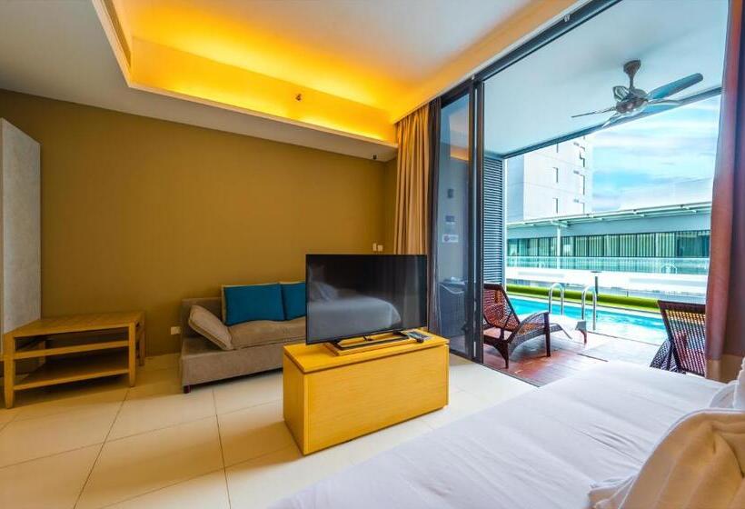 套房带泳池景, Greystone 99 Suites