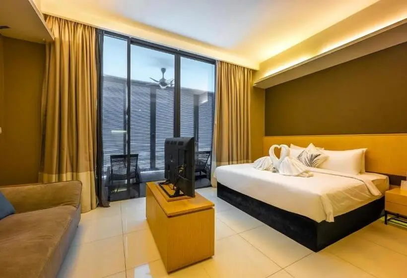 سوییت با چشم‌انداز استخر, Greystone 99 Suites
