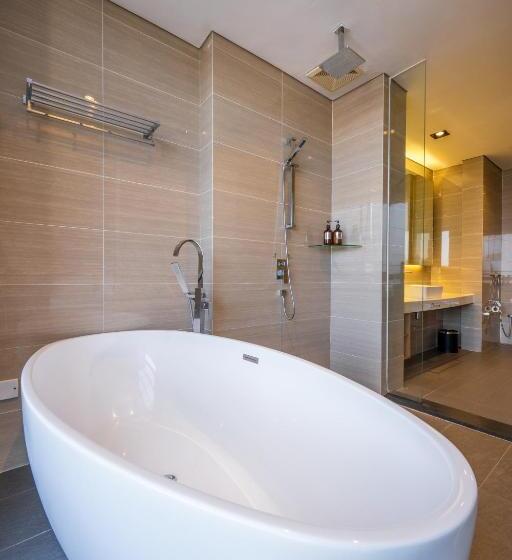 带阳台套房, Greystone 99 Suites