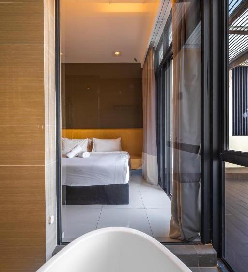 带阳台套房, Greystone 99 Suites