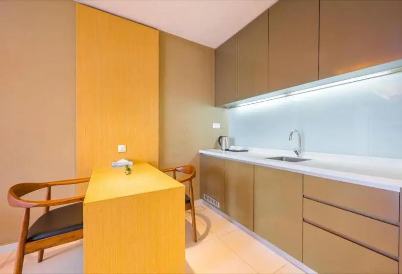 سوییت اجرایی, Greystone 99 Suites
