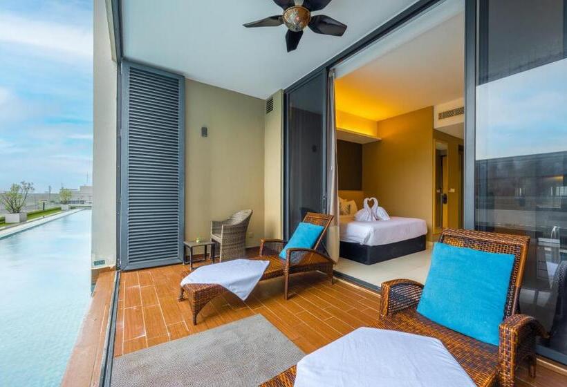 套房带泳池景, Greystone 99 Suites