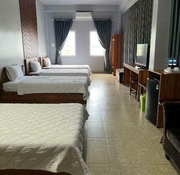 اتاق استاندارد چهار تخته, Khách Sạn Trung Anh 78 Hai Bà Trưng Bmt