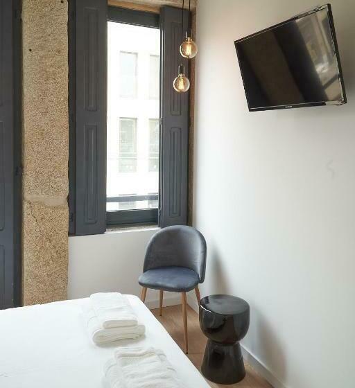 스탠다드 룸, Brito Capelo 183