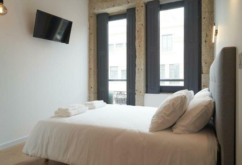 스탠다드 룸, Brito Capelo 183