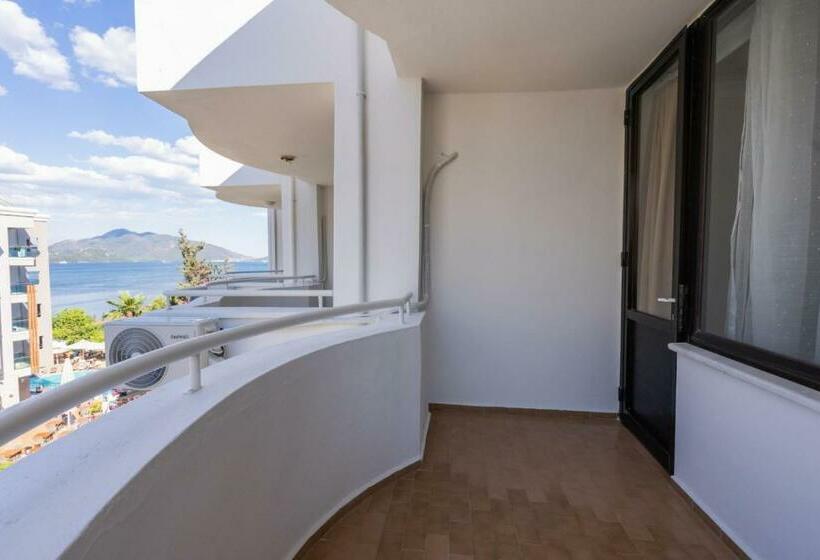 Habitació Estàndard, Caprea