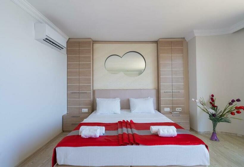 Suite Deluxe Vista Mar, Caprea