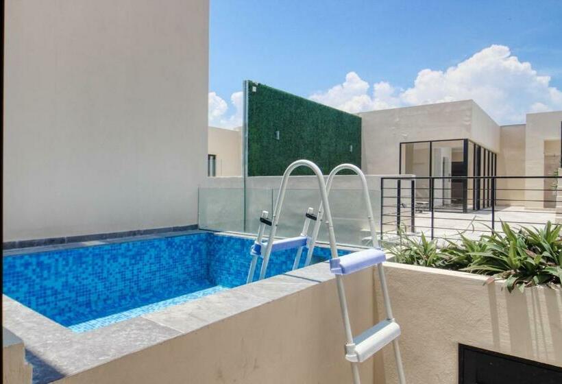 إستوديو قياسى, Moonlight 002 At Aldea Zama