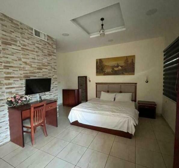 اتاق لوکس یک تخته, Nojoom