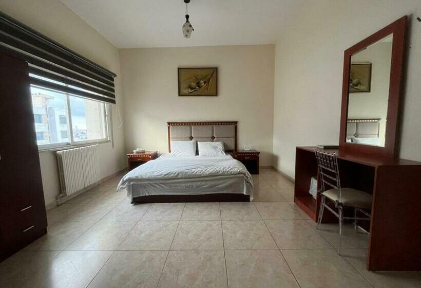 اتاق لوکس, Nojoom